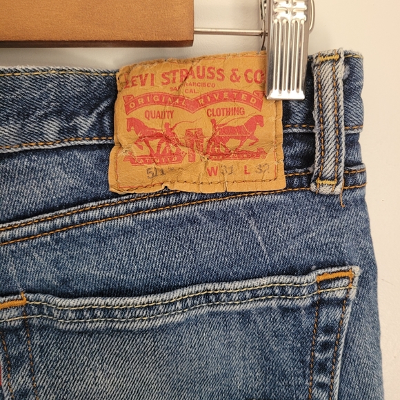 Levis | 511 Slim Straight Distressed Jeans - Picture 3 of 4
